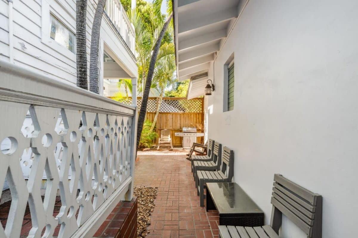 Bananas Foster Guesthouse Cayo Hueso Exterior foto
