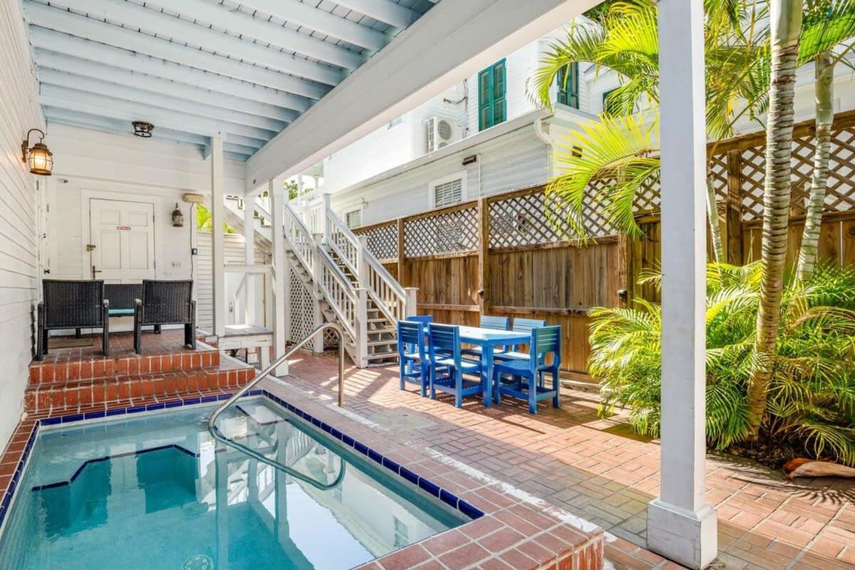Bananas Foster Guesthouse Cayo Hueso Exterior foto